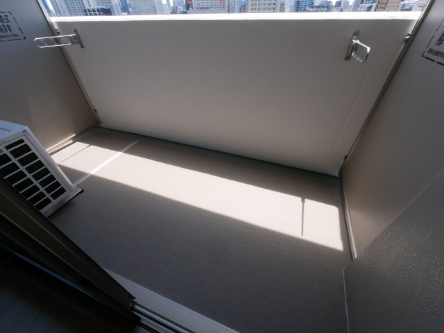 【バルコニー】 | Alivis福島海老江(旧:フォーリアライズ福島ルノン)