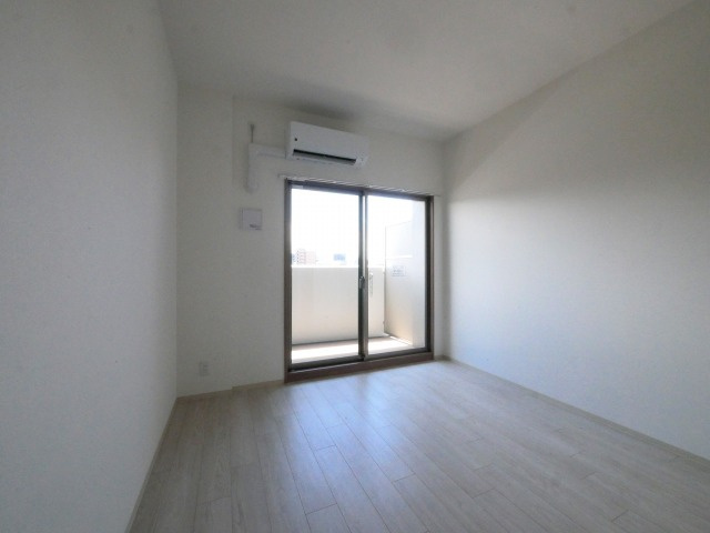 【居間・リビング】 | Alivis福島海老江(旧:フォーリアライズ福島ルノン)