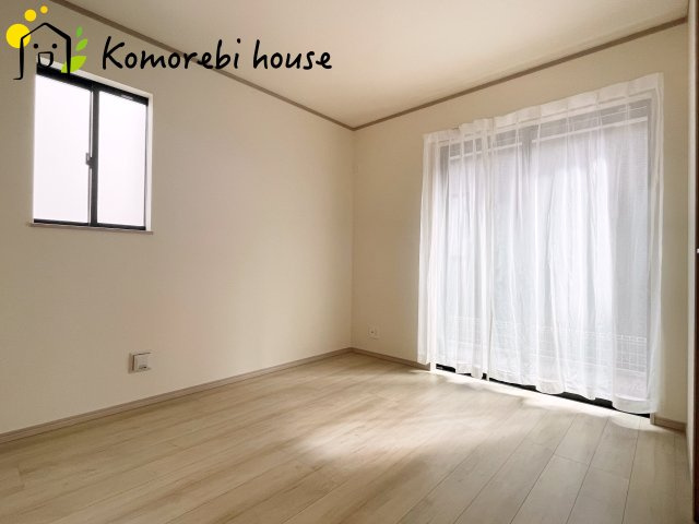 さいたま市北区吉野町2丁目192番11　新築一戸建て　Aの洋室|落ち着いた色調の洋室です