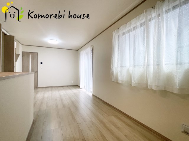 さいたま市北区吉野町2丁目192番11　新築一戸建て　Aの居間・リビング|ゆったり過ごせるリビングです