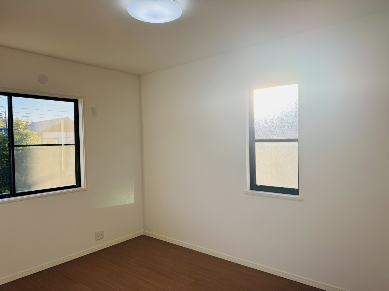 八王子市　元八王子町　中古戸建ての子供部屋|～2階6.5帖の洋室　2面採光で明るく風通しの良いお部屋です～