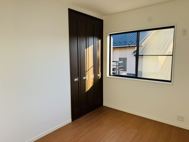 八王子市　元八王子町　中古戸建て（5LDK）の収納|～収納力の高いクローゼット完備～
