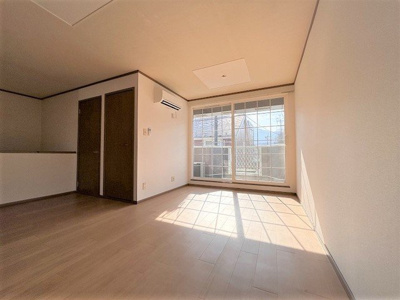 【居間・リビング】 | ソレアード　シンデンＣ