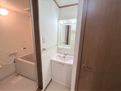 【洗面所】 | ソレアード　シンデンＣ