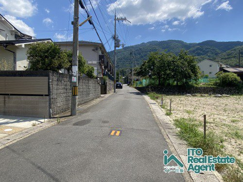 上高野奥小森町 土地(2号地)の前面道路含む現地写真