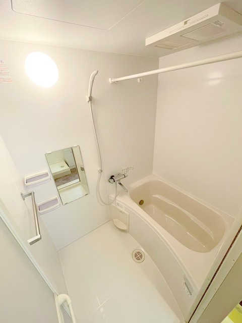 パーシモン幡ヶ谷の浴室