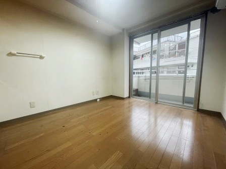 カーサムライの寝室