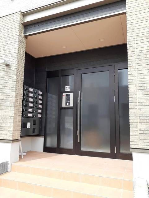 クレール　パルのエントランス