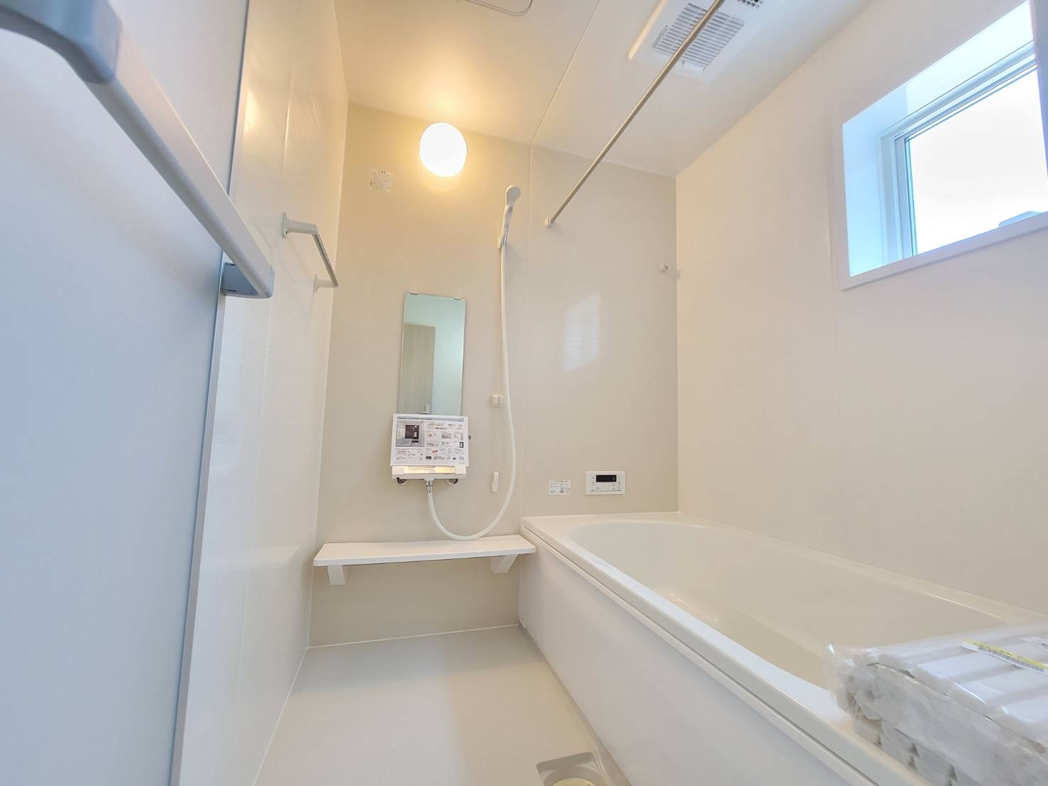 第5の浴室|〇１号棟　浴室〇
明るく清潔感のある浴室♪
2025年8月撮影