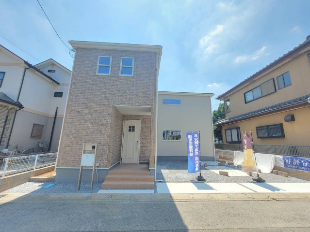 第5の外観|〇１号棟　外観写真〇
広々主寝室8.5帖！雨の日も安心インナーバルコニーのあるお家です♪
2025年8月撮影