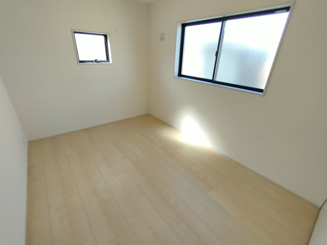 【Livele Garden】　下都賀郡野木町南赤塚　全1邸の洋室|〇洋室　6帖〇
お子様ひとりひとりにお部屋を持たせることができます♪
2025年9月撮影