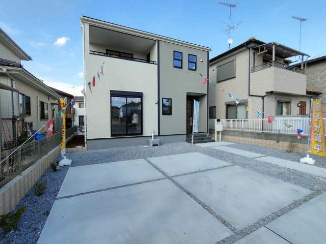 【Livele Garden】　下都賀郡野木町南赤塚　全1邸の前面道路含む現地写真|〇外観写真〇
カースペース並列3台駐車可能！
2025年9月撮影