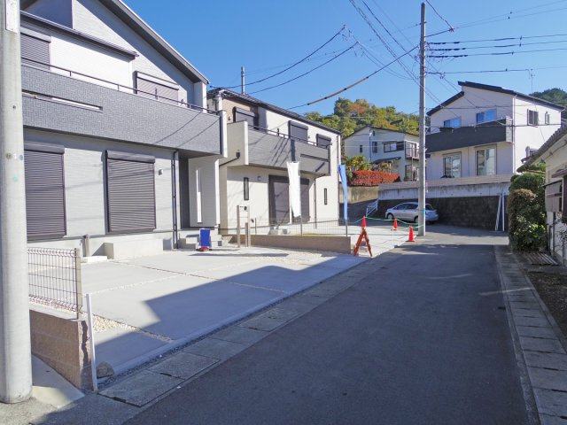【外観】 | 三島市谷田 新築建売分譲住宅 土地＋建物 TW05786 | 三島市谷田　外観全体 ※令和7年11月21日撮影写真