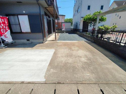 下都賀郡野木町大字丸林リフォーム物件　の駐車場|カースペース2台駐車可能です！
2025年4月撮影