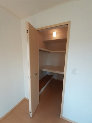 グレース新生の収納|大きなものも収納できそうです