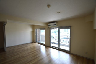 【居間・リビング】 | 三向ハイツ元今泉