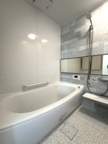 阿賀野市緑町　新築戸建の浴室