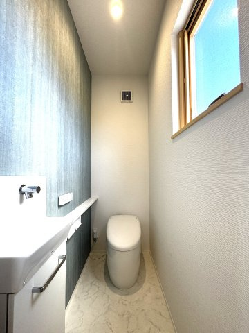 阿賀野市緑町　新築戸建のトイレ