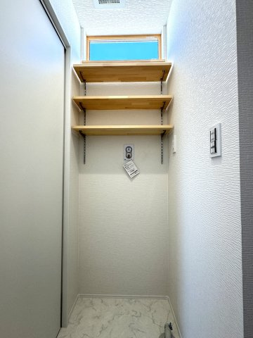 阿賀野市緑町　新築戸建の脱衣所