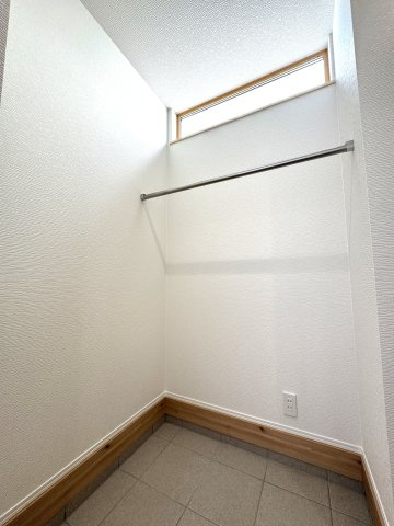 阿賀野市緑町　新築戸建の玄関