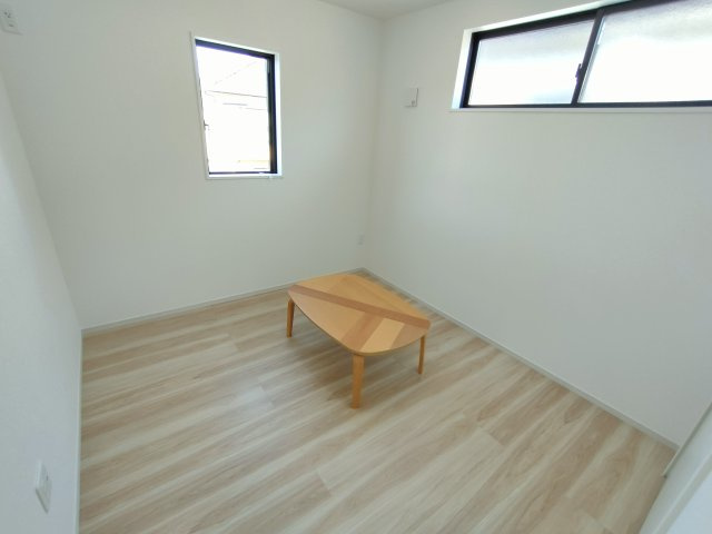 10期の洋室|〇１号棟　洋室　5.2帖〇
お子様ひとりひとりにお部屋を持たせることができます♪
※2025年10月撮影