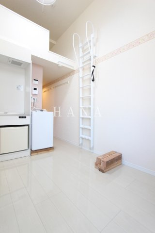 ユナイト新町ジルベールの洋室