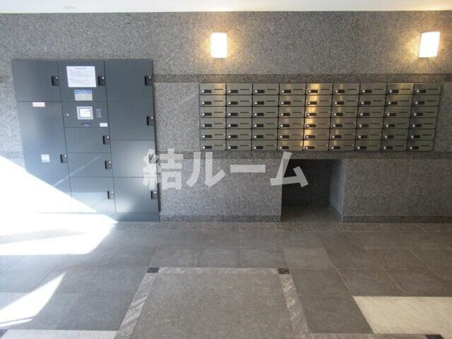 板橋区高島平５丁目の賃貸マンションのロビー