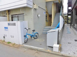 【エントランス】
