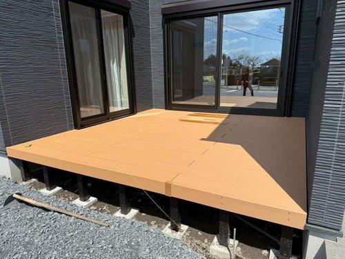 【PaPamaru】宇都宮市富士見町　モデルハウスの外観|〇ウッドデッキ〇
家庭菜園やBBQを楽しめるウッドスペース。お休みの日に家族でBBQを楽しるのは戸建だからこそ。家族のライフスタイルに合わせて活躍しそうな空間ですね。