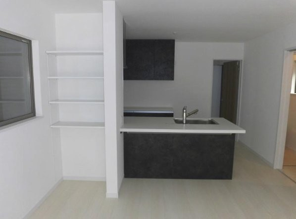 岡山手町　新築一戸建てのキッチン|LDK20.13帖　カウンターキッチン
■物件内覧・資金計画相談・住宅ローン相談、リフォーム相談、お問合せ受付中■
※当日・翌日のご内覧、ご相談はお電話でのお問合せがスムーズです！