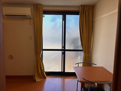 【居間・リビング】 | レオパレス星 | 居間です