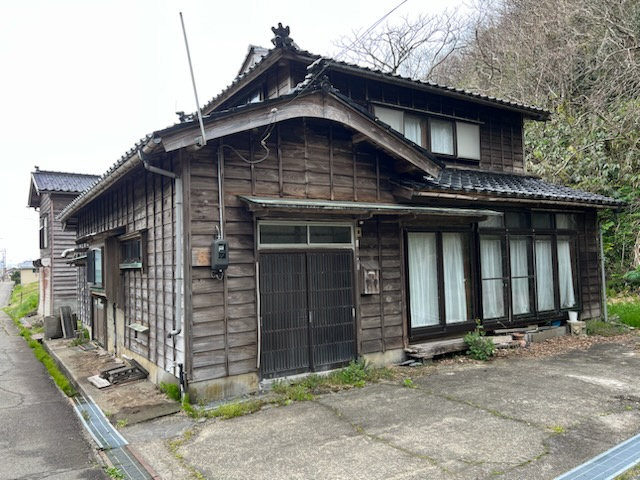 米山町　中古住宅の外観|外観①