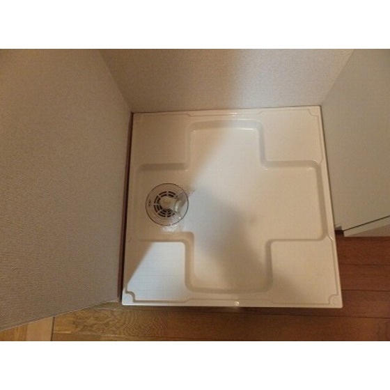 サン・ルミエールのその他|洗濯機置場