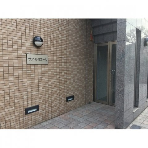 サン・ルミエールのエントランス|入り口