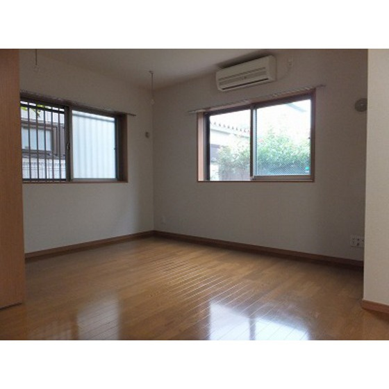 サン・ルミエールの居間・リビング|ゆったりとした居間です