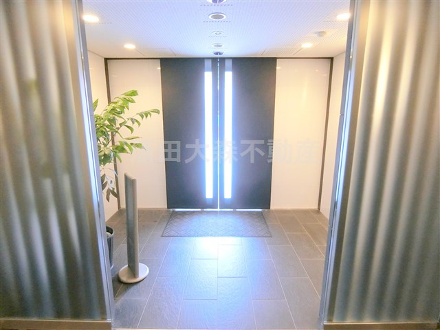 ダイナシティ糀谷のエントランス