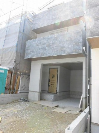 岡山手町　新築一戸建ての外観|新しい生活にいかがでしょうか？外観はお住まいの顔になります。こだわりたいポイントですね。外壁塗装や屋根塗装のご相談も承っております。
■現地内覧・資金計画相談・住宅ローン相談もお問合せ受付中■