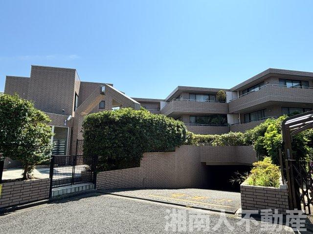 中銀茅ヶ崎マンシオンの外観|おしゃれな外観です