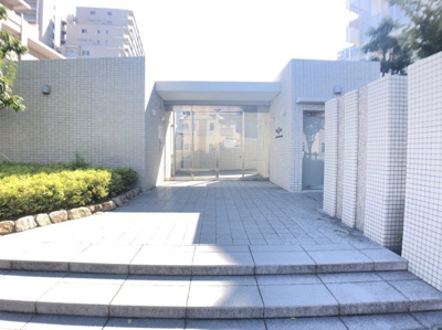  | ビッグカーサ堺しらさぎ駅前ｔｏｗｅｒｃａｓａ　Ｄ棟 | 全居室収納有りますので、収納場所に困らず綺麗な室内をたもてますね！