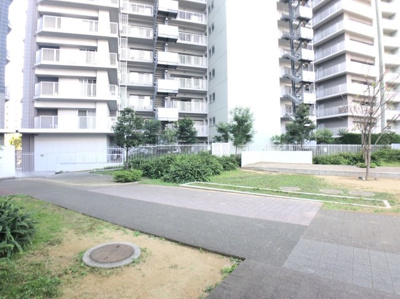 【外観】 | ビッグカーサ堺しらさぎ駅前ｔｏｗｅｒｃａｓａ　Ｄ棟 | ゆとりあるのルーフバルコニーありますよ♪天気の良い日にお外でランチやお子様のビニールプールも出来ますね！