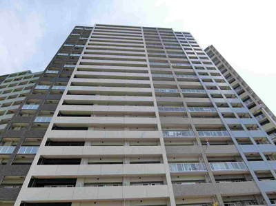 【外観】 | ビッグカーサ堺しらさぎ駅前ｔｏｗｅｒｃａｓａ　Ｄ棟 | ママの憧れカウンターキッチンですので、家族と会話しながら楽しくお料理できますね！Ｌ型キッチンですので、作業スペースも多くお料理しやすいですね！