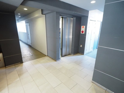 【エントランス】 | エスティメゾン登戸 | 毎日通るエントランスはこのようになっています