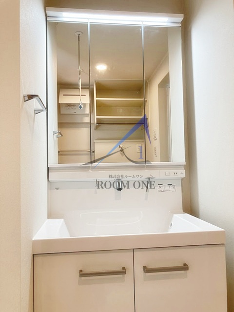 Ｗｉｎ Ｖｉｌｌａ 錦の洗面所|独立洗面台です。