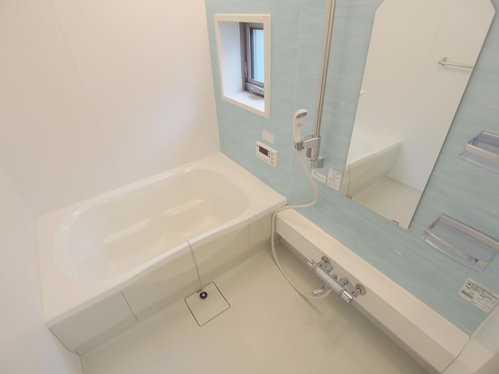 エアリーヒルズ海田の浴室