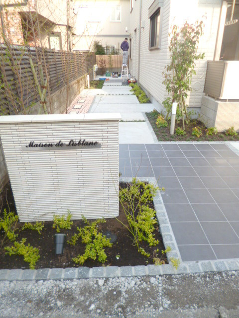 メゾン・ド・リブランのエントランス|建物入口