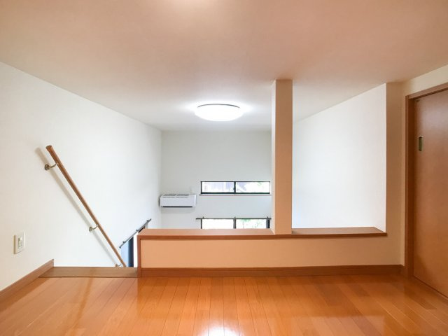 ディ・ルーナの洋室|広々とした洋室です