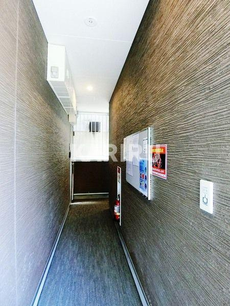 RESTAUROのエントランス