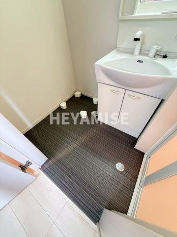 modern palazzo平和Liebeの洗面所