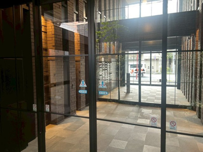 【エントランス】 | デュオステージ横濱天王町 | エントランスもめっちゃかっこいいです！