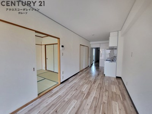 第3カシノハイツの居間